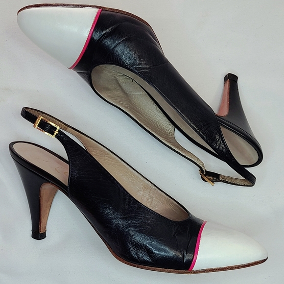 Authentic Chanel Vintage Spectators Size 6.5 - Picture 3 of 10